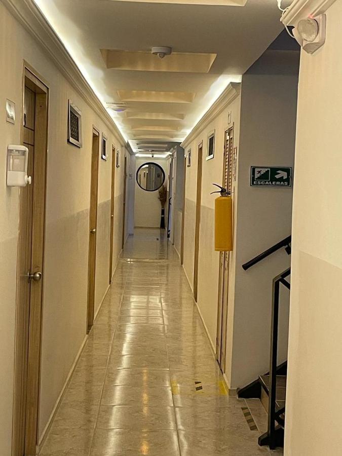 Hotel Eterna Primavera 메딜린 외부 사진